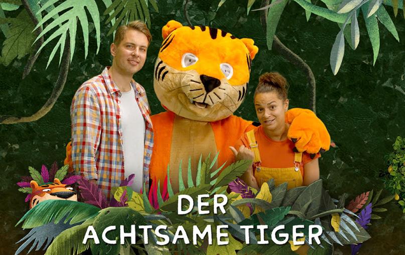 Der achtsame Tiger mit seinen beiden Freunden